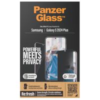 PanzerGlass Ultra Wide Fit Antibakterieller Screen Protector mit Sichtschutz inkl. Applikator Samsung Galaxy S24 Plus
