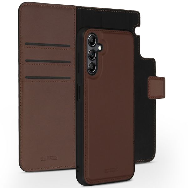 Accezz Premium Leather 2 in 1 Klapphülle für das Samsung Galaxy A14 (5G/4G) - Braun