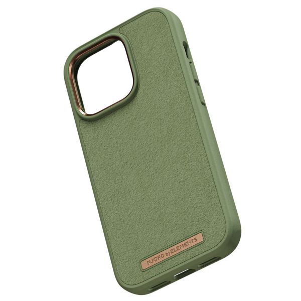 Njorð Collections Wildleder Comfort+ Case für das iPhone 14 Pro - Olive