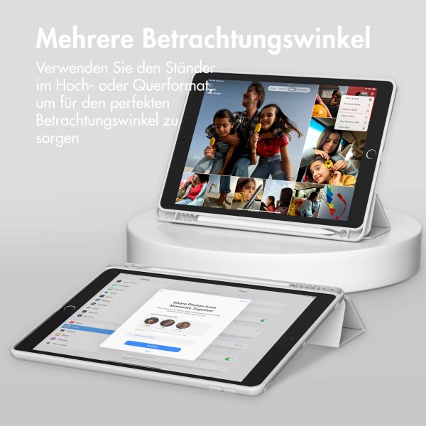 Accezz Smarte Klapphülle aus Silikon Apple iPad 9 (2021) 10.2 Zoll / iPad 8 (2020) 10.2 Zoll / iPad 7 (2019) 10.2 Zoll - Grau