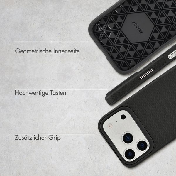 Accezz Tough Back Cover mit MagSafe Apple iPhone 17 Pro - Schwarz