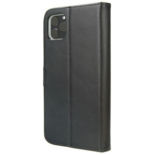 Valenta Klapphülle Leather Schwarz für das iPhone 11 Pro