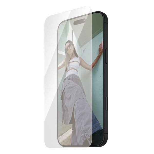 SAFE by PanzerGlass Ultra-Wide Fit Displayschutz für das Apple iPhone 16 Pro