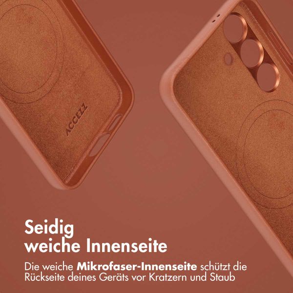 Accezz 2-in-1 Klapphülle aus Leder mit MagSafe Samsung Galaxy S24 - Sienna Brown