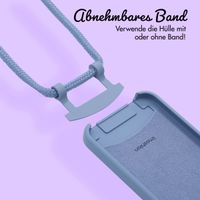 Personalisierte Color Backcover MagSafe mit abtrennbarem Band und elegantem Herz für iPhone 12 Pro - Ash Blue