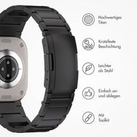 Accezz Mattes Titanstahlarmband für das  Apple Watch Series 1 t/m 11 / SE / Ultra (44/45/46/49 mm) - Schwarz