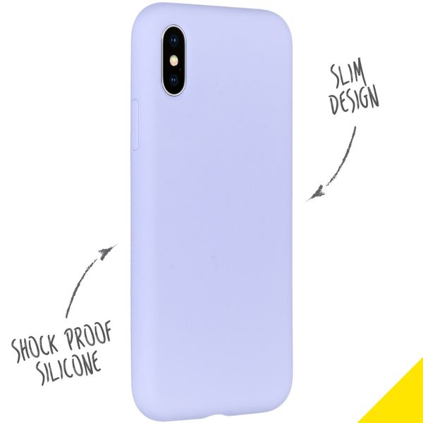 Accezz Liquid Silikoncase Lila für das iPhone Xs / X