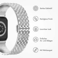 Selencia Drachenarmband aus Stahl für die Apple Watch Series 1 bis 9 / SE (38/40/41 mm) | Series 10 (42 mm) - Silber