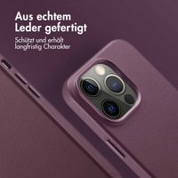 Accezz MagSafe Leather Backcover für das iPhone 14 Pro - Heath Purple