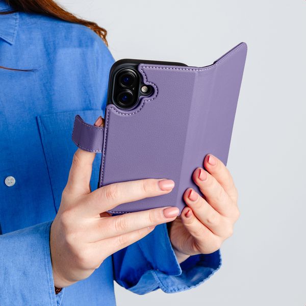 imoshion Herausnehmbare 2-in-1 Luxus-Bookcase Apple iPhone 14 - Violett