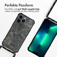 imoshion Design Hülle mit Band für das iPhone 13 Pro - Black Marble