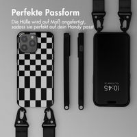 Selencia Silikonhülle design mit abnehmbarem Band für das iPhone 15 Pro Max - Irregular Check Black