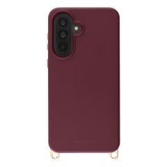 Selencia Rivièra Backcover mit MagSafe mit abnehmbaren Haken Samsung Galaxy A36 / A56 - Bold Burgundy