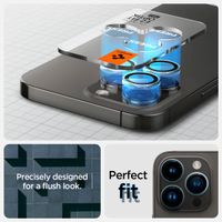 Spigen Glas.tR EZFit Optik Linsen Protektor 2er-Pack für das Apple iPhone 15 Pro / 15 Pro Max