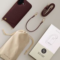 Selencia Nova HandyHülle mit Kordel und Kartenhalter Apple iPhone 17 - Bold Burgundy