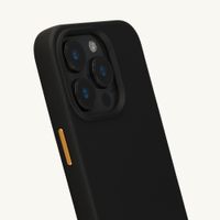 Selencia Rivièra Backcover mit MagSafe mit abnehmbaren Haken Apple iPhone 15 Pro - Velvet Black