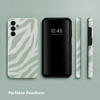 Selencia Vivid Tough Back Cover für das Samsung Galaxy A15 (5G/4G) - Colorful Zebra Sage Green