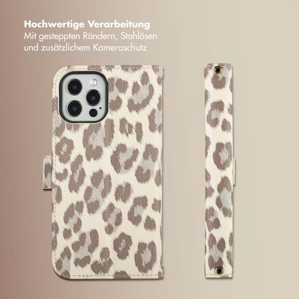 Selencia Sabi Klapphülle mit Leopardenmuster Apple iPhone 12 (Pro) - Soft Ivory