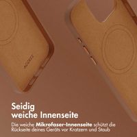 Accezz MagSafe Leather Backcover für das iPhone 15 Pro Max - Sienna Brown