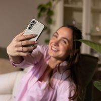 imoshion Design Hülle Samsung Galaxy S21 FE - Smoke Green Flowers
