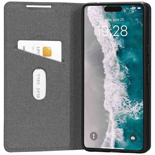 dbramante1928 Oslo Klapphülle für das Apple iPhone 15 Pro Max - Schwarz