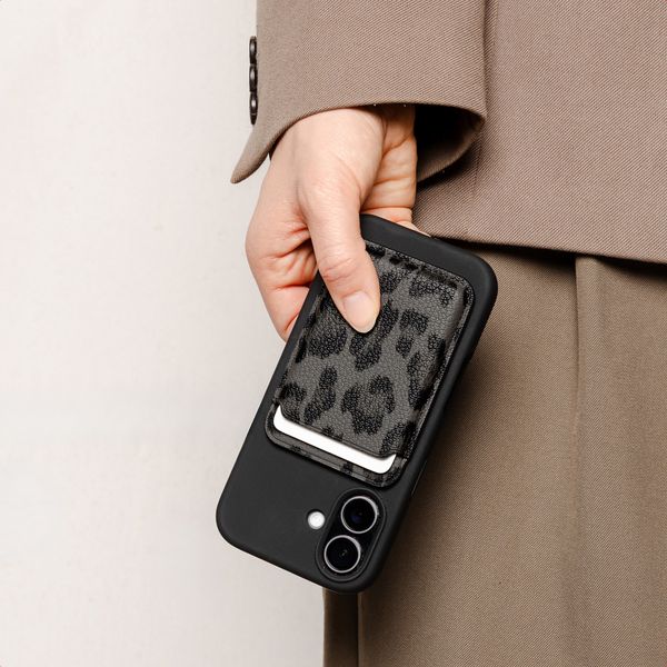 Selencia Sabi Kartenhalter mit MagSafe - Midnight Black