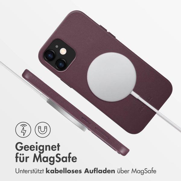 Accezz MagSafe Leather Backcover Apple iPhone 12 (Pro) - Heath Purple