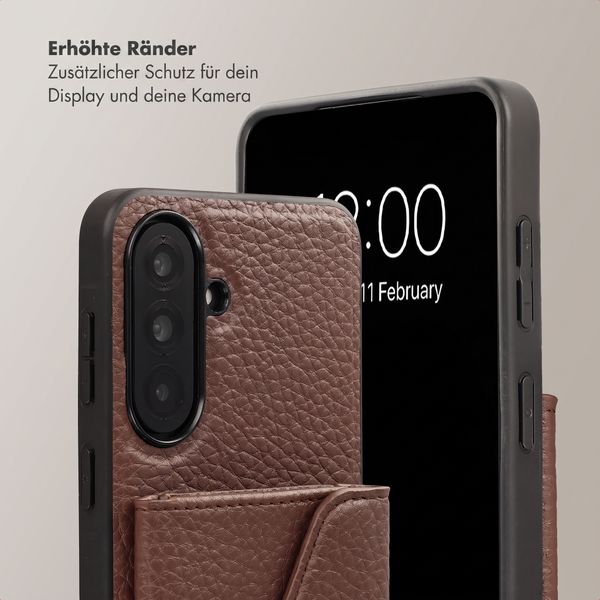 Selencia Sera HandyHülle mit Kordel und Umschlag-Kartenhalter Samsung Galaxy A36 - Chocolate Brown