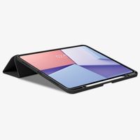 Spigen Urban Fit Klapphülle für das iPad Pro 13 (2024) M4 - Schwarz