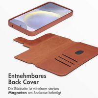 Accezz 2-in-1 Klapphülle aus Leder mit MagSafe für das Samsung Galaxy S24 Plus - Sienna Brown