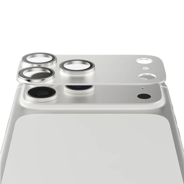 PanzerGlass Fender Kameraschutz für das iPhone 17 Pro - Silver