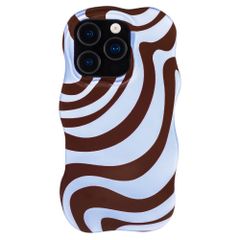 Selencia Vivid Wavy Backcover mit MagSafe Apple iPhone 16 Pro - Dream Swirl Chocolate