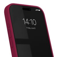 iDeal of Sweden Silikon Case für das Apple iPhone 15 Pro Max - Cranberry