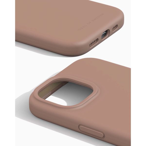 iDeal of Sweden Silikon Case für das iPhone 15 - Blush Pink