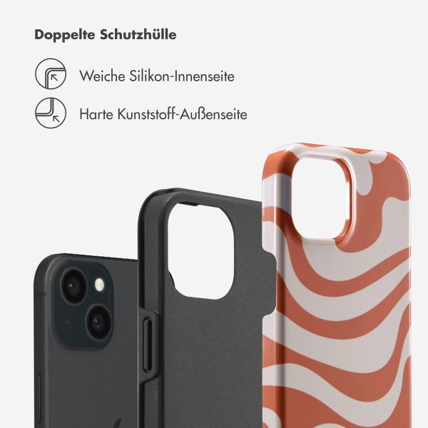 Selencia Vivid Tough Back Cover für das iPhone 15  - Dream Swirl Orange