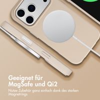 imoshion Color Backcover mit abnehmbarem Handykette und MagSafe Apple iPhone 17 Pro - Nude