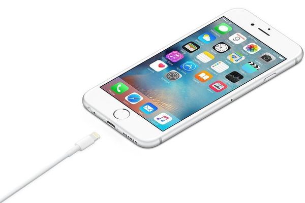 Apple Lightning auf USB-Kabel 2 Meter Weiß