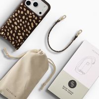 Selencia Nova Echtleder Backcover mit Kartenhalter Apple iPhone 17 Pro Max - Fawn Chic