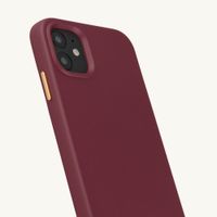 Selencia Rivièra Backcover mit MagSafe mit abnehmbaren Haken Apple iPhone 11 - Bold Burgundy