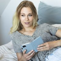 Selencia Echtleder Klapphülle Samsung Galaxy S21 Plus - Air Blue