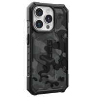 UAG Pathfinder Case für das iPhone 15 Pro - Midnight Camo