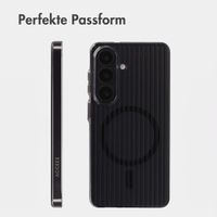 Accezz Lite Backcover mit MagSafe | Fluted | Samsung Galaxy S26 - Schwarz