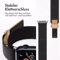 imoshion Nylon Trail Armband für das  Apple Watch Series 1 t/m 9 / SE (38/40/41 mm) | Series 10 / 11 (42 mm) - Schwarz