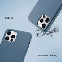 Selencia Back Cover mit Luxuriöser Handschlaufe Apple iPhone 12 (Pro) - Blau