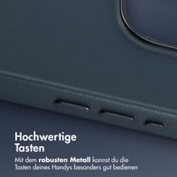 Accezz MagSafe Leather Backcover für das iPhone 15 Pro - Nightfall Blue