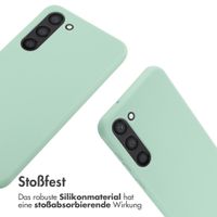 imoshion Silikonhülle mit Band für das Samsung Galaxy S23 Plus - Mintgrün