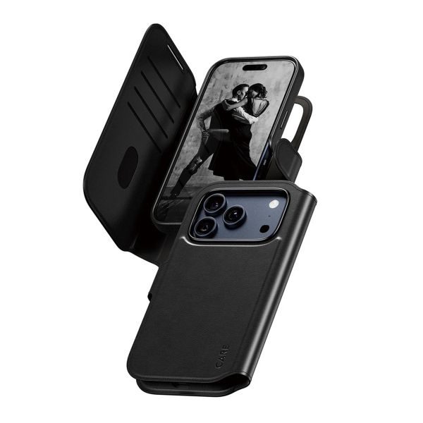 CARE by PanzerGlass Tango 2 in 1 Wallet Case MagSafe Apple iPhone 17 Pro - Schwarz