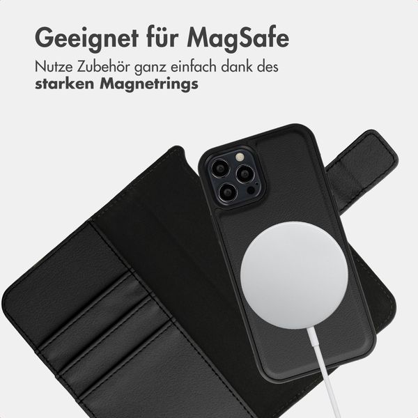 imoshion Herausnehmbare 2-in-1 Luxus-Bookcase Apple iPhone 12 (Pro) - Schwarz