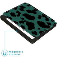 imoshion Design Slim Hard Case Klapphülle Amazon Kindle (2024) / Amazon Kindle (2022) 11th gen - Green Leopard