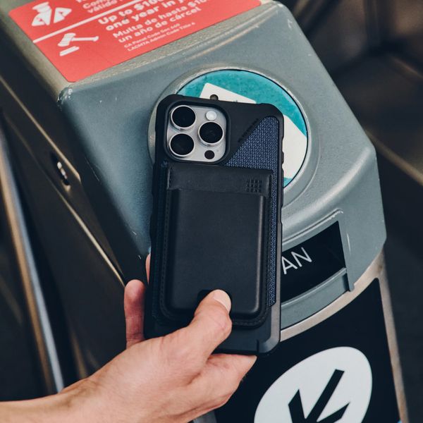 UAG Metropolis Vegan Leather Wallet MagSafe - Kartenhalter - Schwarz